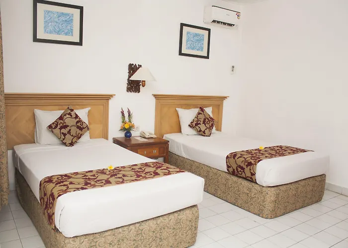 Paradiso Hotel 3*